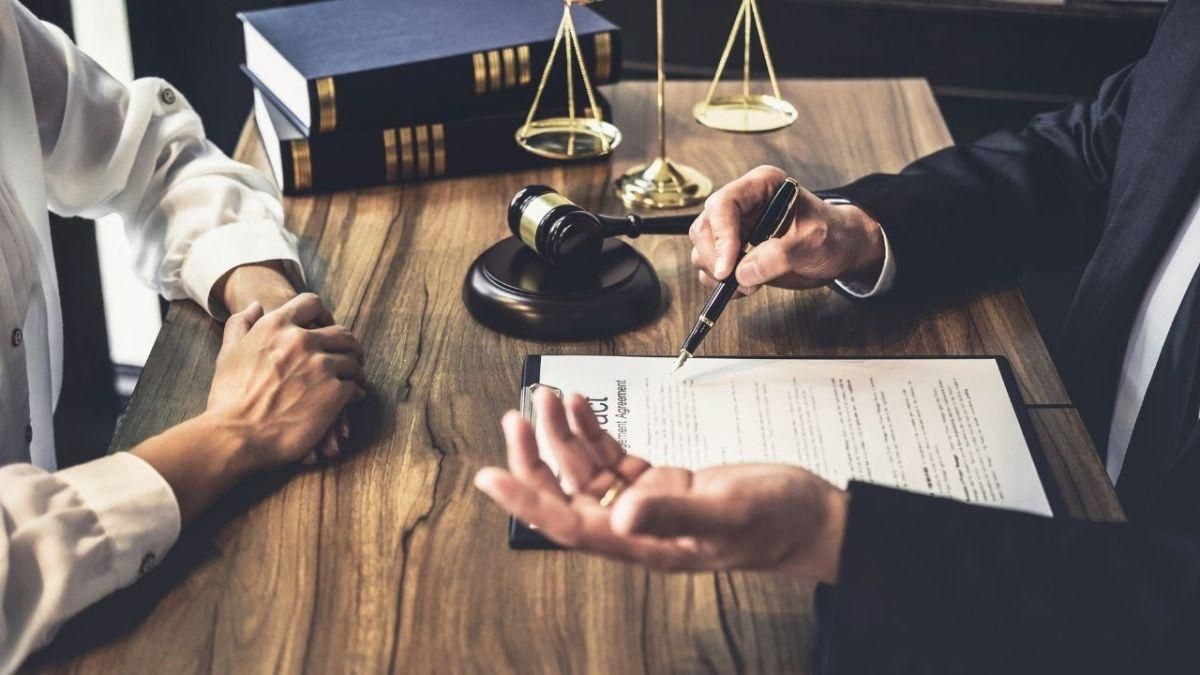 Abogado de contratos en España