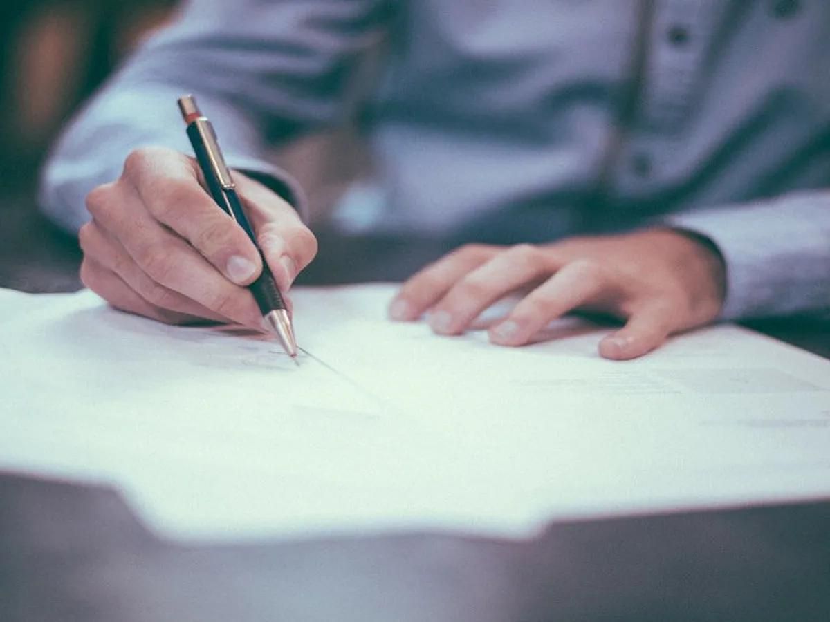 Qué hacer si incumplen un contrato